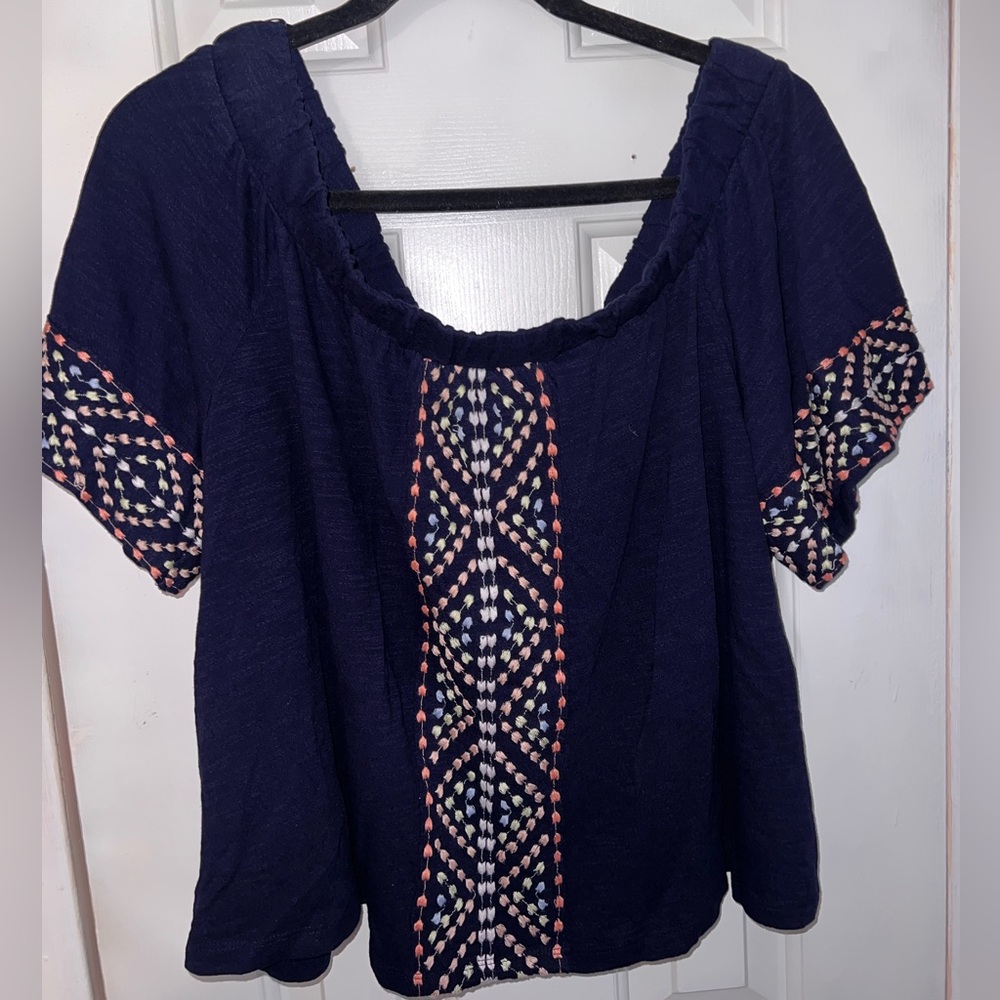 NWT Navy Off-The-Shoulder True Craft Shirt